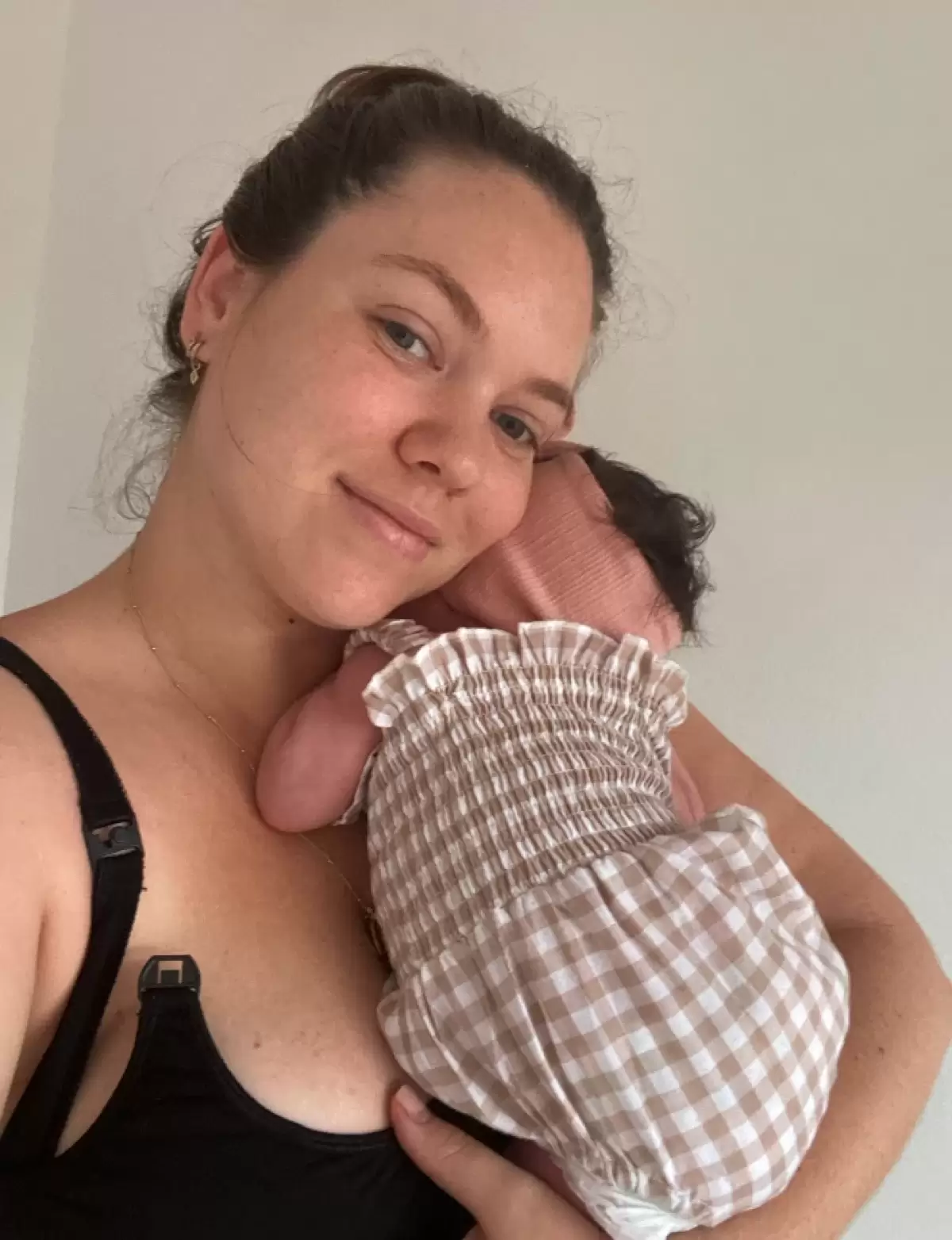 How To Survive The First 6 Weeks Postpartum A Realistic Guide