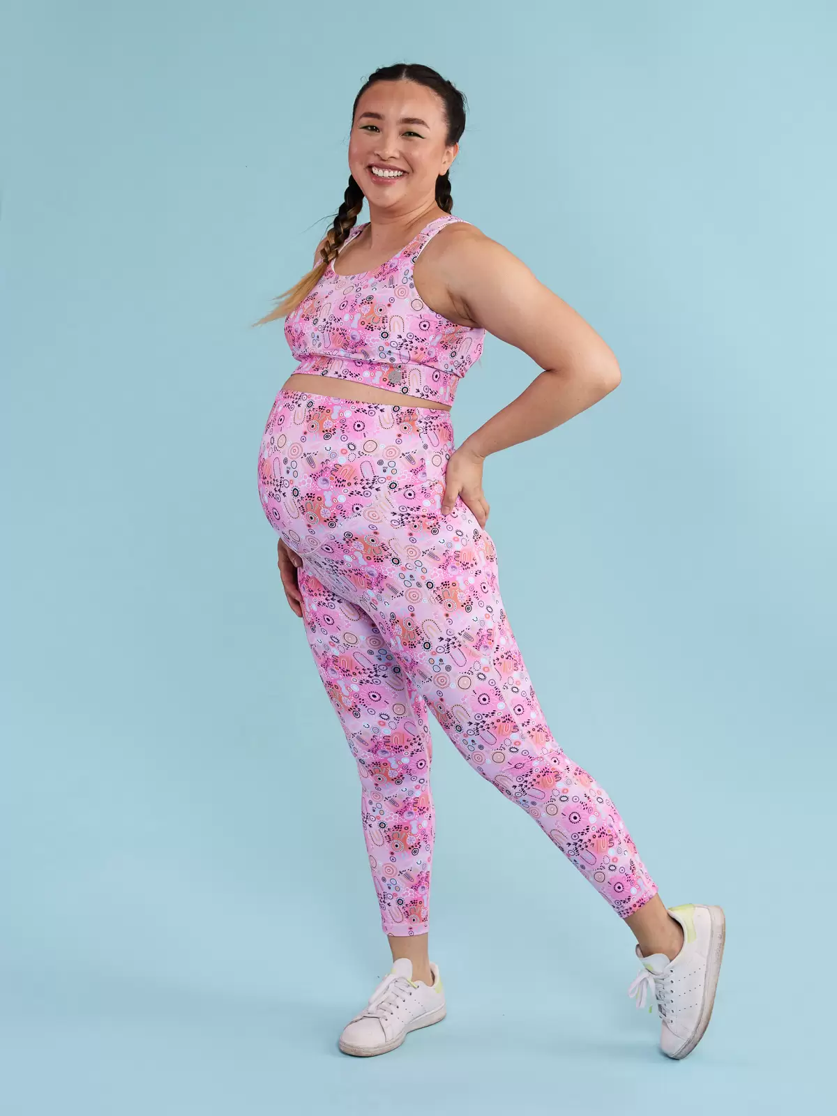 Maternity Leggings with Pockets - Compression Tights - Mama Movement
