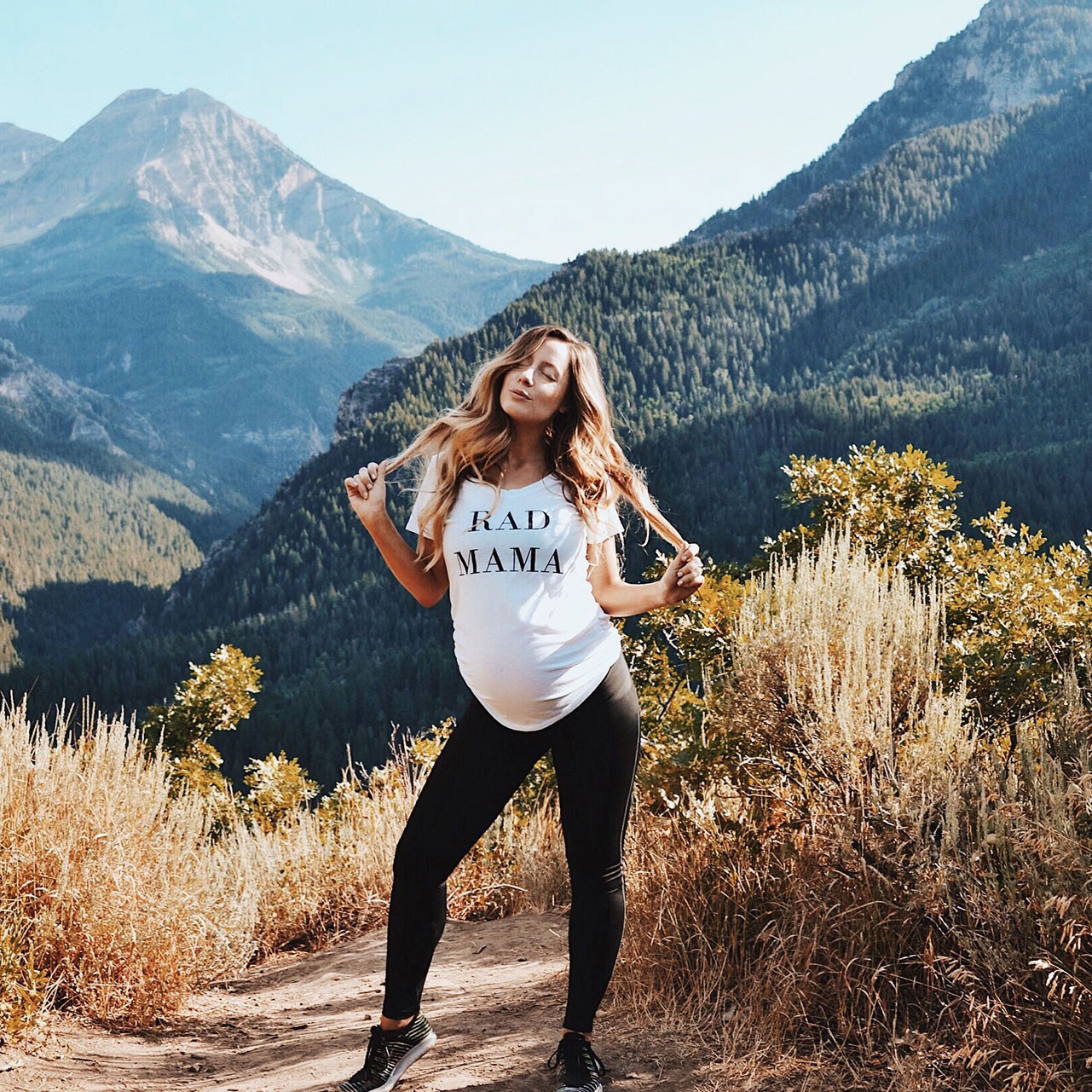 Rad Mama t-shirt and maternity leggings designed for comfort and support with bump related issues during pregnancy.