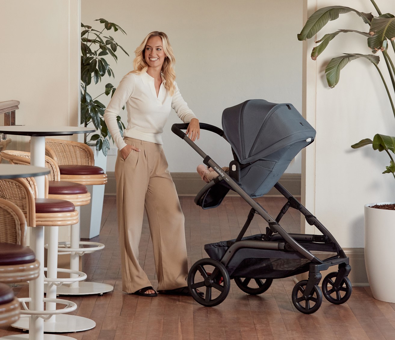 Luxury prams hot sale australia