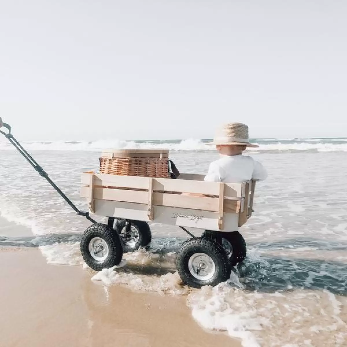 10 Of The Best Beach Trolleys In Australia In 2024 - One Fine Baby