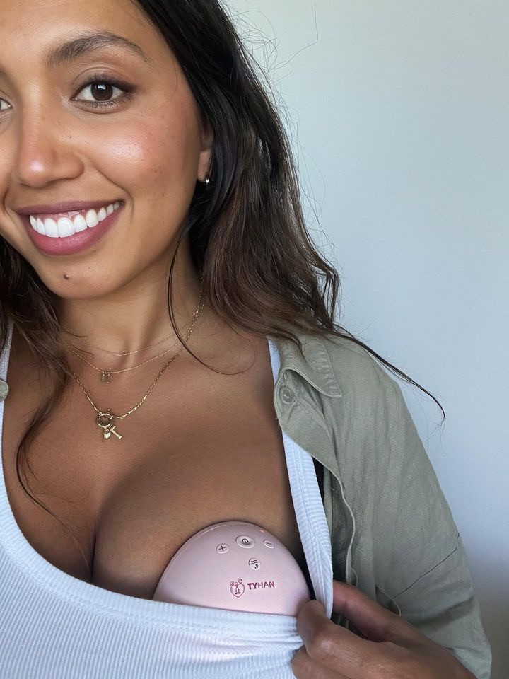 An Australian Mum using the tyhan wearable breast pump in bra