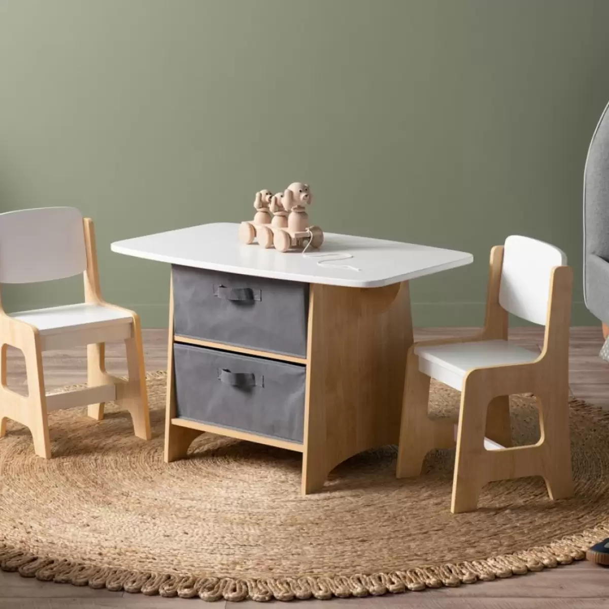 Mocka kids table and top chairs