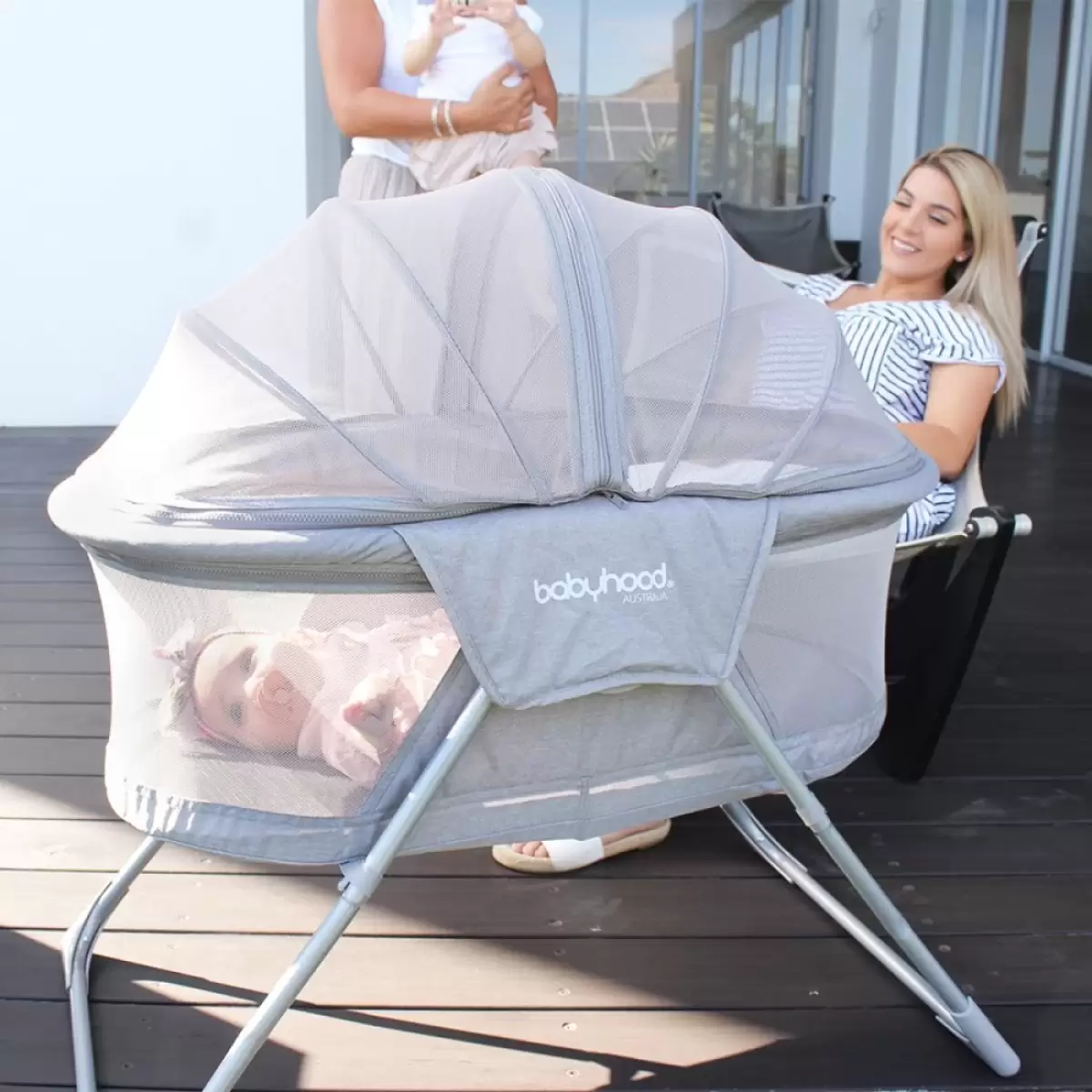 4 Babyhood Travel Bassinet Rrp 159 00