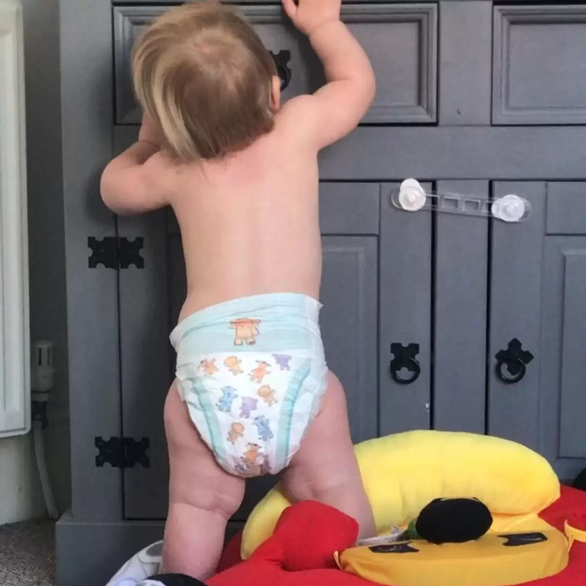 Pull-Ups vs Diapers: Differences + When to Switch - The Baby Bump Diaries